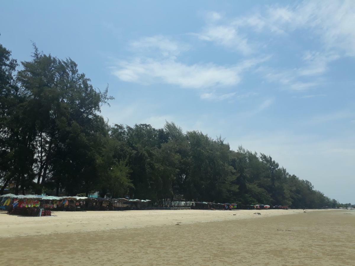 Mae Rampung Beach House Rayong Exterior foto