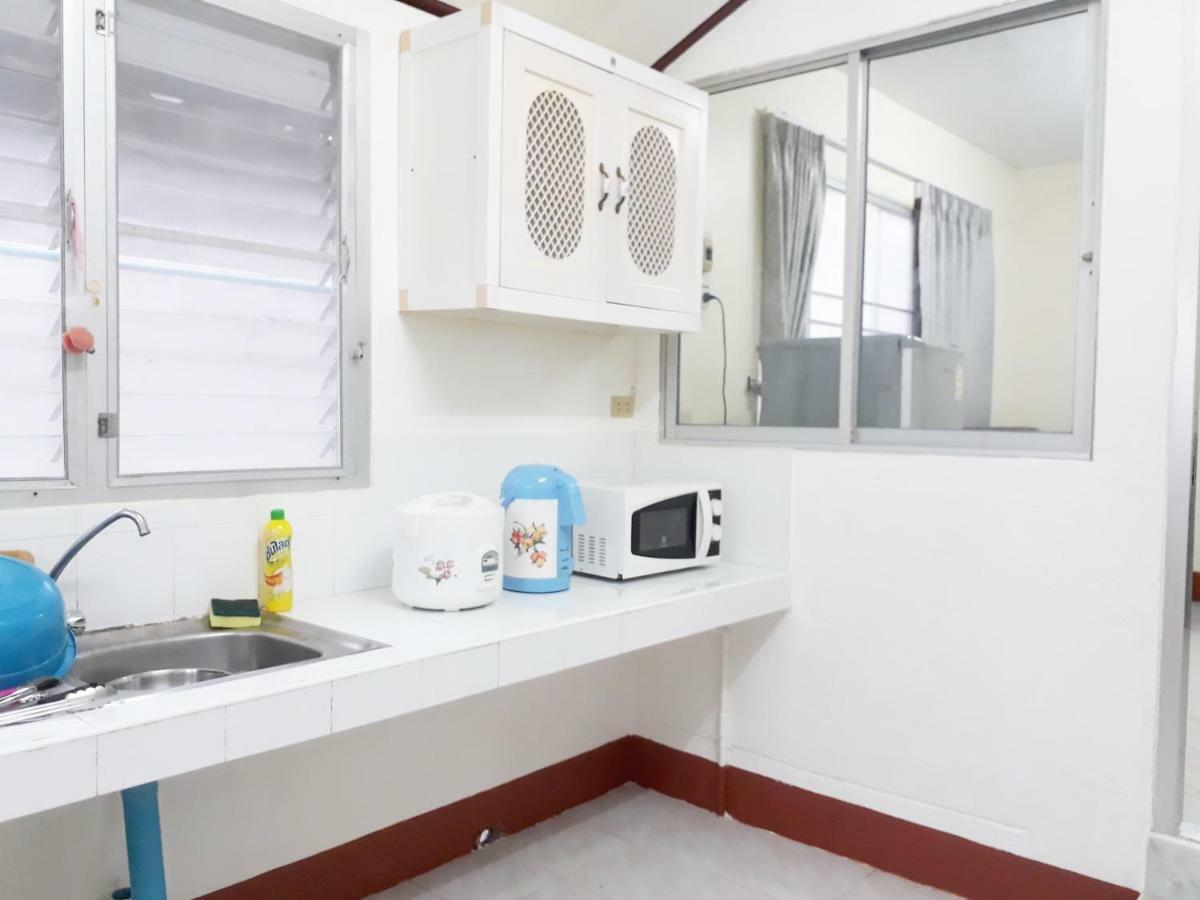 Mae Rampung Beach House Rayong Exterior foto